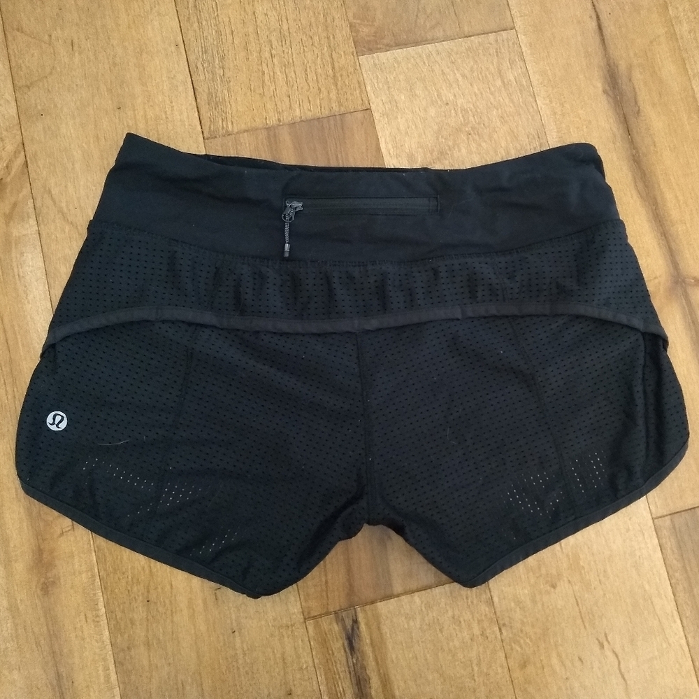 LULULEMON speed up shorts